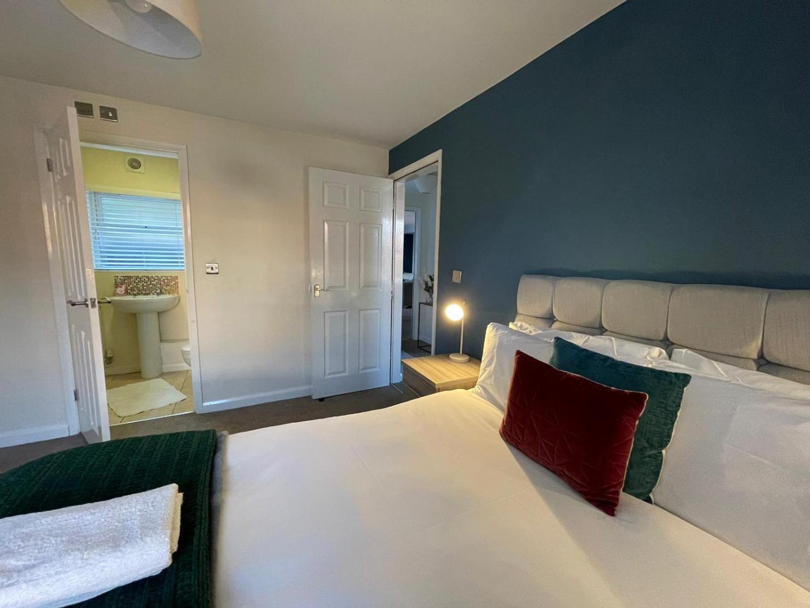 Barroon Castle Apartments, Near Airport, Free Parking, By Derbnb Castle Donington Eksteriør billede